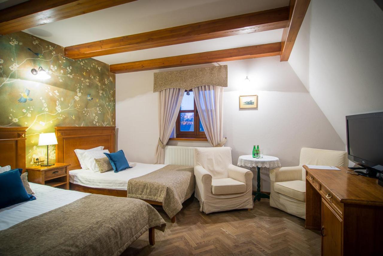 Hotel Folwark Walencja Kazimierz Dolny Esterno foto